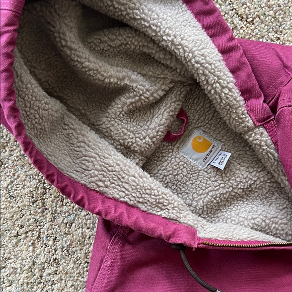 Carhartt Burgundy Hooded Jacket - Picture 7 of 11